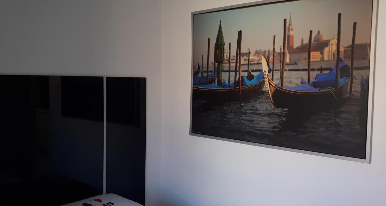 Apartamenty Centrum Rynek Market City Center Kielce Bagian luar foto