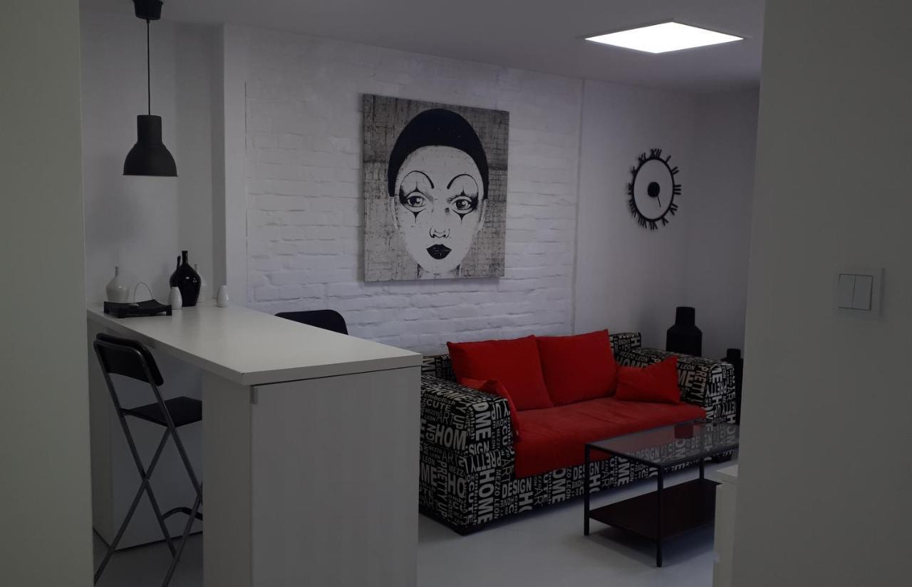 Apartamenty Centrum Rynek Market City Center Kielce Bagian luar foto