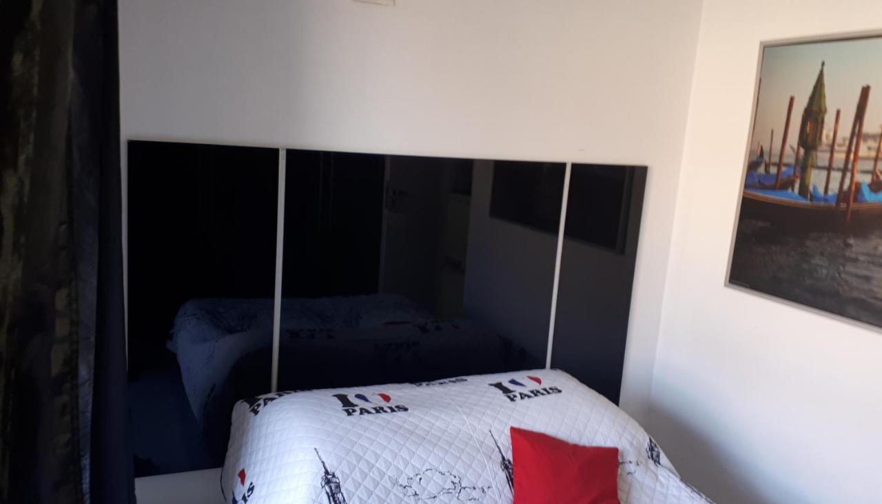 Apartamenty Centrum Rynek Market City Center Kielce Bagian luar foto