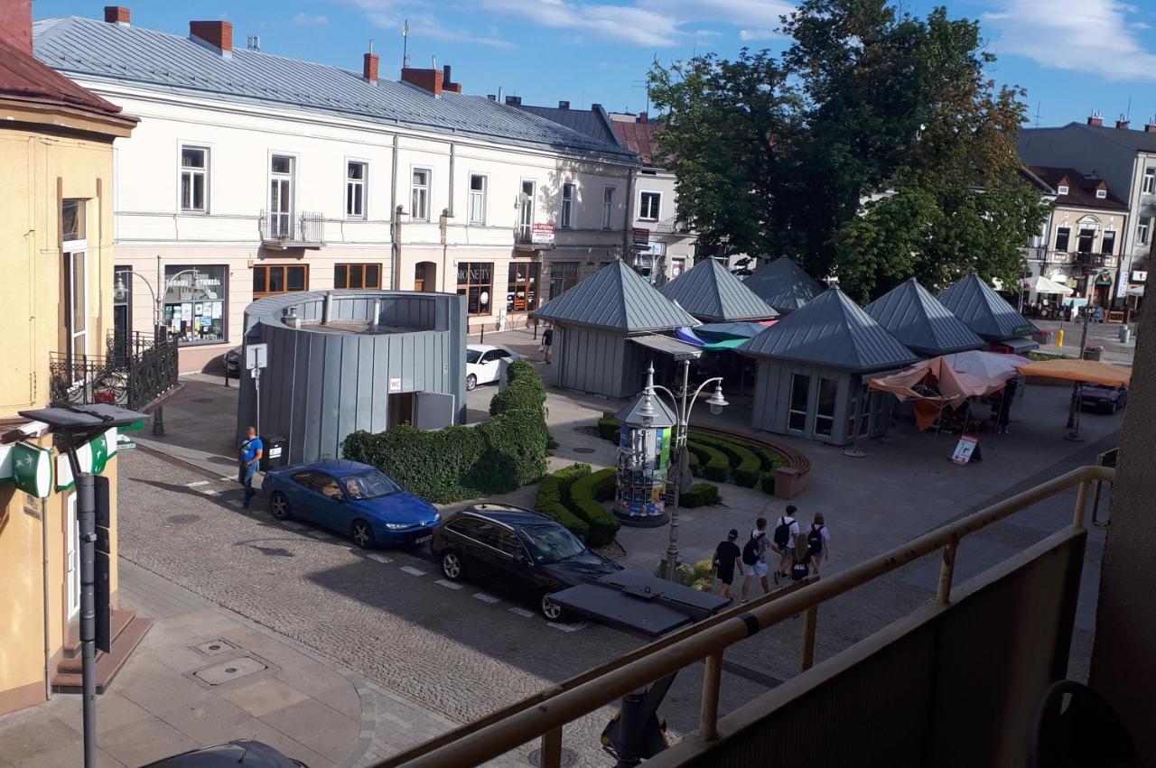 Apartamenty Centrum Rynek Market City Center Kielce Bagian luar foto