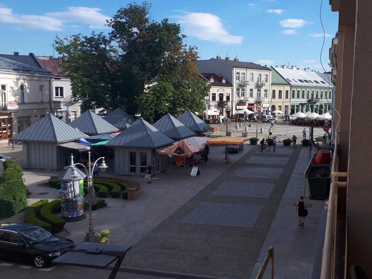 Apartamenty Centrum Rynek Market City Center Kielce Bagian luar foto