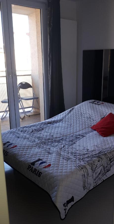 Apartamenty Centrum Rynek Market City Center Kielce Bagian luar foto