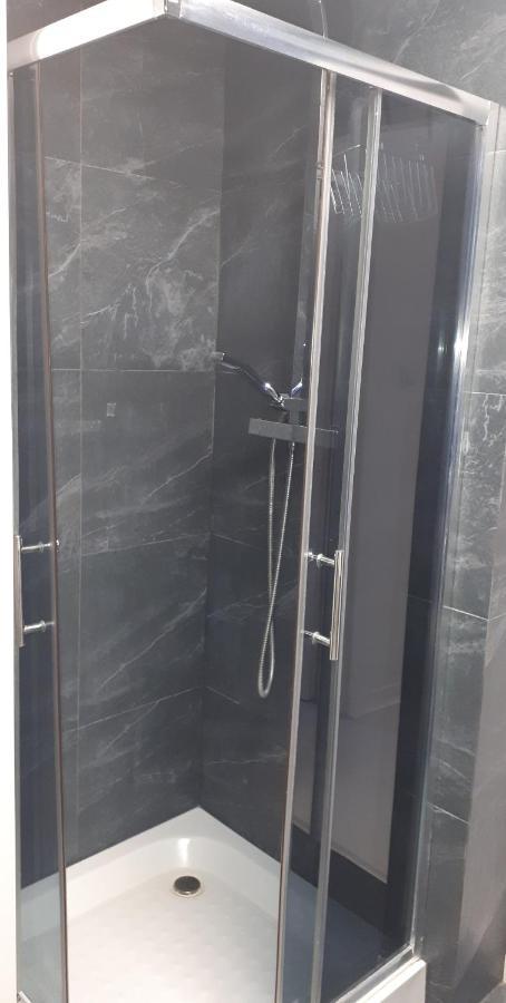 Apartamenty Centrum Rynek Market City Center Kielce Bagian luar foto