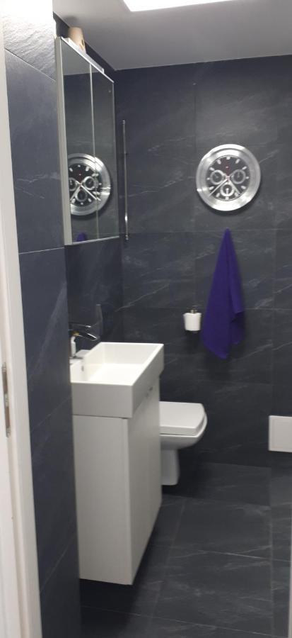 Apartamenty Centrum Rynek Market City Center Kielce Bagian luar foto