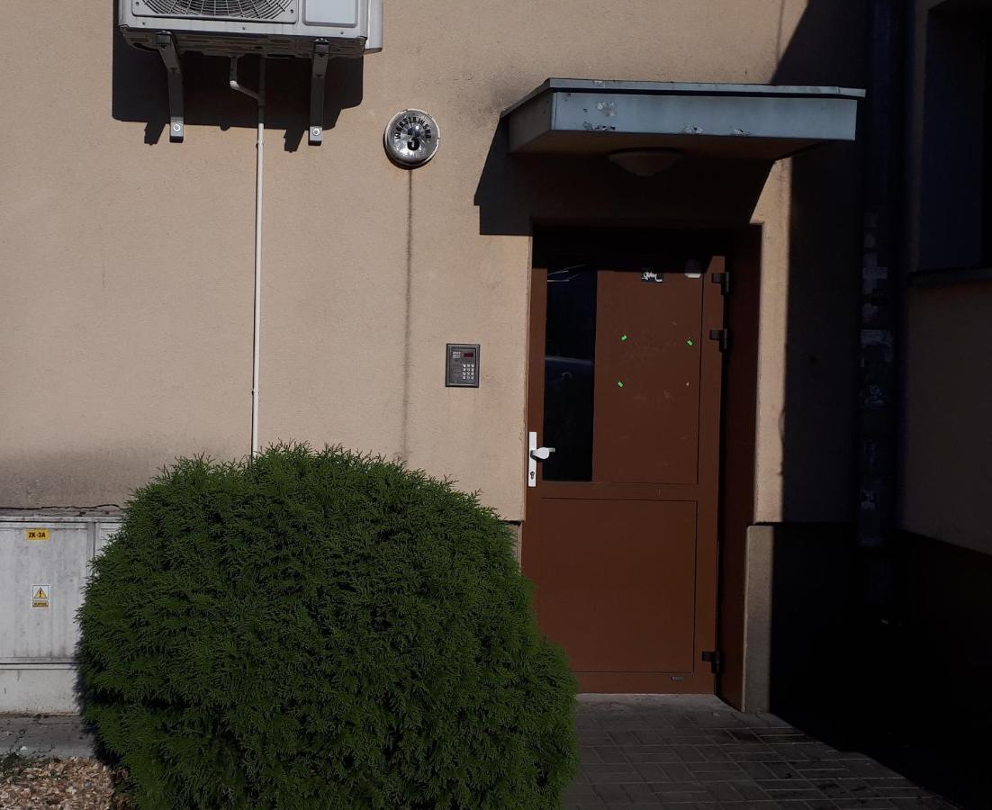 Apartamenty Centrum Rynek Market City Center Kielce Bagian luar foto